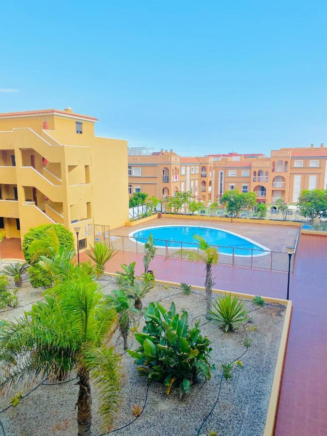 Medano Sweet Home 2 Bedrooms With Wi-Fi, Pool, Beach El Médano Екстериор снимка
